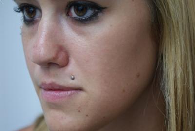 Piercing - piercings lvres - piercing lvre