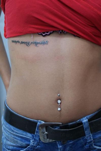 Piercing - piercings nombrils - piercing nombril