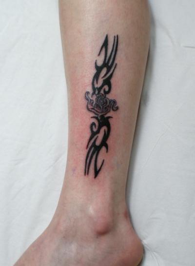 Nos ralisations - tattoo tribal - Tattoo Tribal fleur .Boutique Tattoo Evolution Perpignan