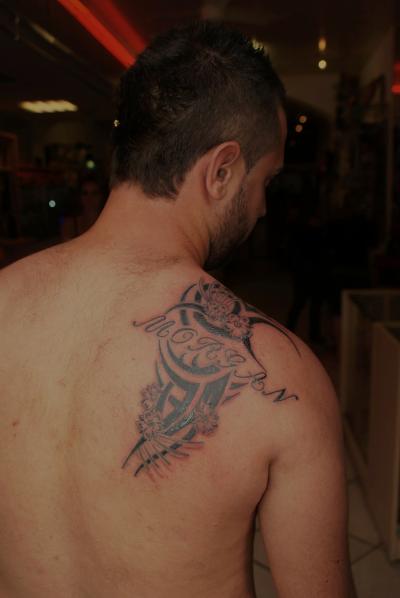 Nos ralisations - tattoo tribal - tribal et lettrage