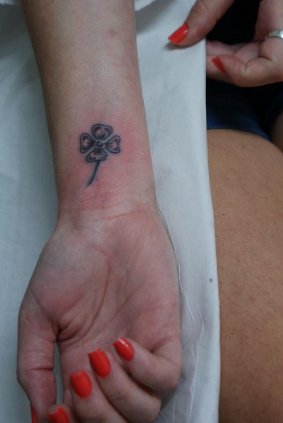 Modele Tatouage Trefle A 4 Feuilles Gallery