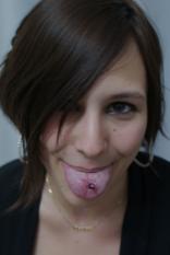 Piercing Langue . Boutique Tattoo Evolution Perpignan - 