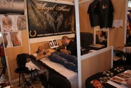 Convention tatouage et piercing de TOULOUSE 2010 .  Tattoo Evolution Perpignan