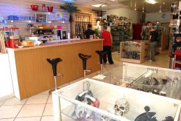 Mini bar pour vous rafra�chir avant un tattoo ou un piercing...TATTOO EVOLUTION PERPIGNAN ( PYRENNEES ORIENTALES ) dans le LANGUEDOC ROUSSILLON.