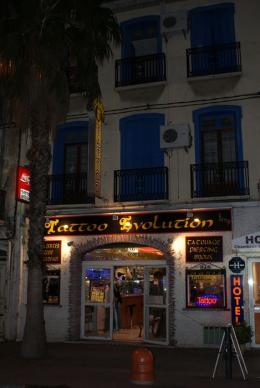 Notre boutique Tattoo Evolution de Perpignan.PYRENEES ORIENTALES ( LANGUEDOC ROUSSILLON ) .